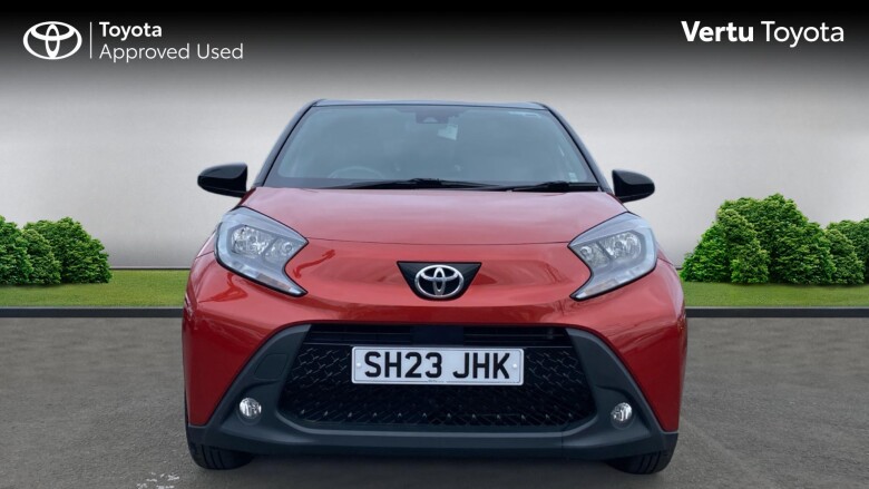 Toyota Aygo X 1.0 VVT-i Edge 5dr Petrol Hatchback